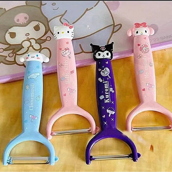 Sanrio Hello Kitty Stainless Steel Fruit Peeler Tool for Effortless Peeling - Picture 4 of 11
